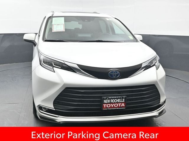 2022 Toyota Sienna XLE 7 Passenger