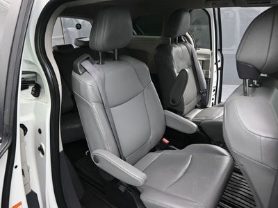 2022 Toyota Sienna XLE 7 Passenger