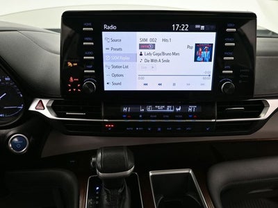 2022 Toyota Sienna XLE 7 Passenger