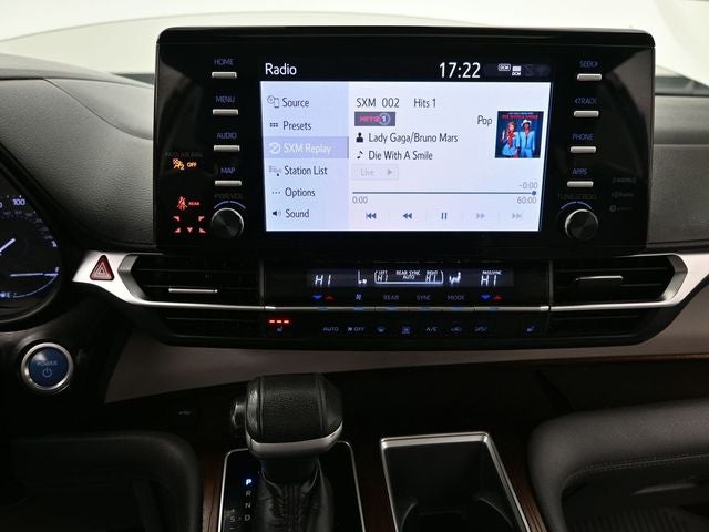 2022 Toyota Sienna XLE 7 Passenger