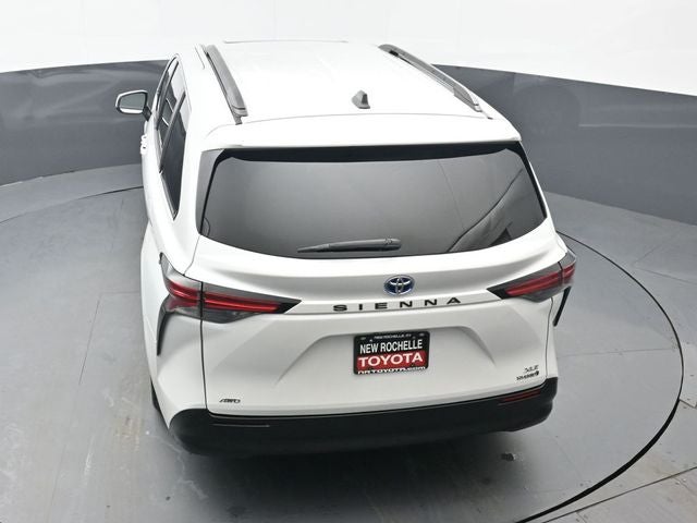 2022 Toyota Sienna XLE 7 Passenger