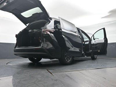 2026 Toyota Sienna XLE 7 Passenger