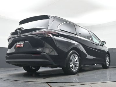 2026 Toyota Sienna XLE 7 Passenger