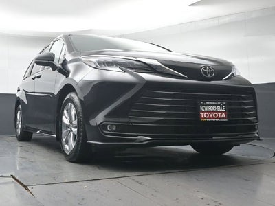 2026 Toyota Sienna XLE 7 Passenger