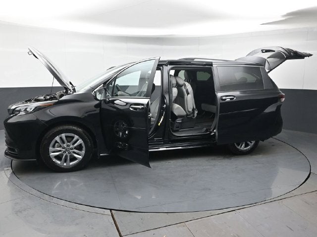 2026 Toyota Sienna XLE 7 Passenger