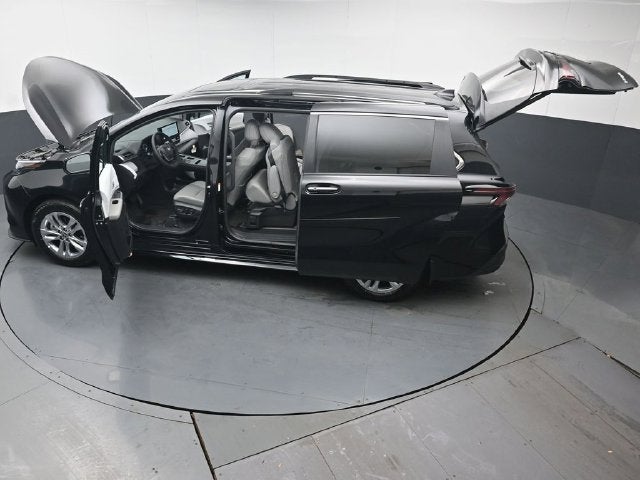 2026 Toyota Sienna XLE 7 Passenger