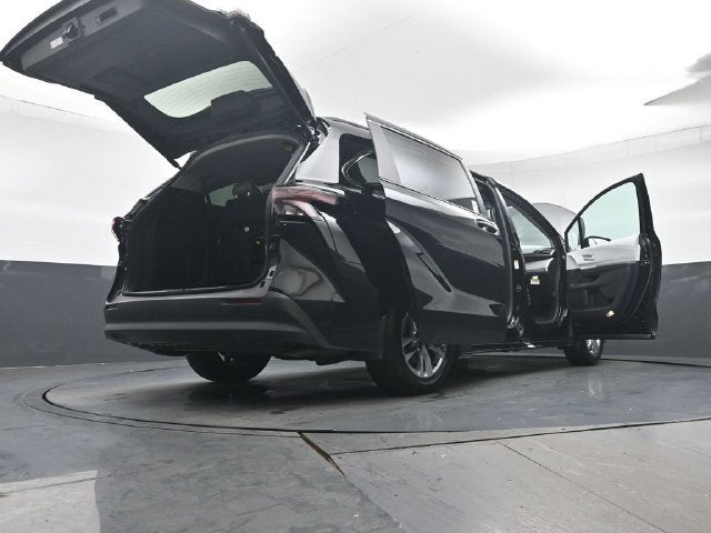 2026 Toyota Sienna XLE 7 Passenger