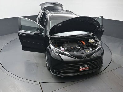 2026 Toyota Sienna XLE 7 Passenger