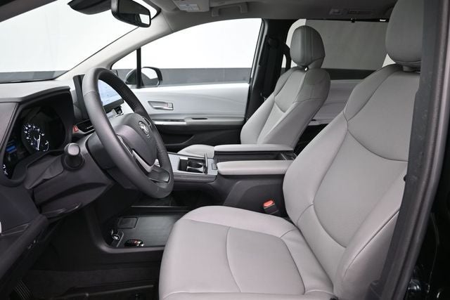 2026 Toyota Sienna XLE 7 Passenger