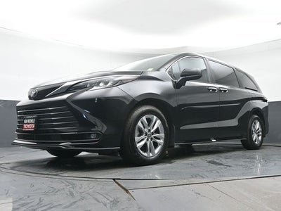 2026 Toyota Sienna XLE 7 Passenger
