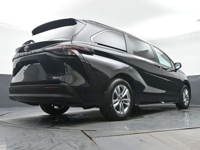 2026 Toyota Sienna XLE 7 Passenger