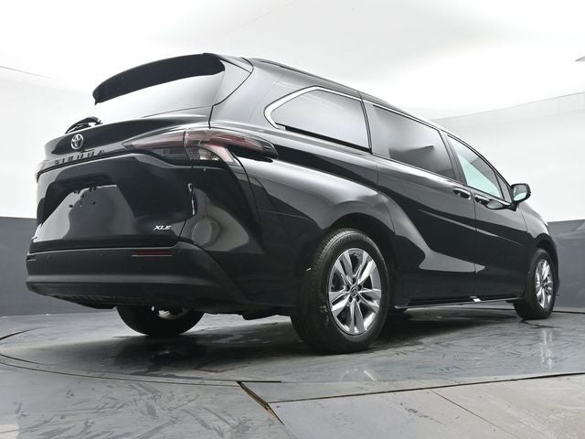 2026 Toyota Sienna XLE 7 Passenger