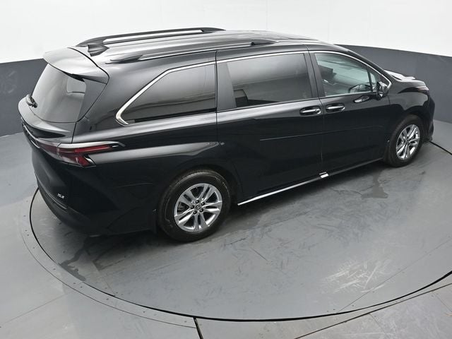 2026 Toyota Sienna XLE 7 Passenger