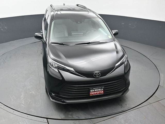 2026 Toyota Sienna XLE 7 Passenger