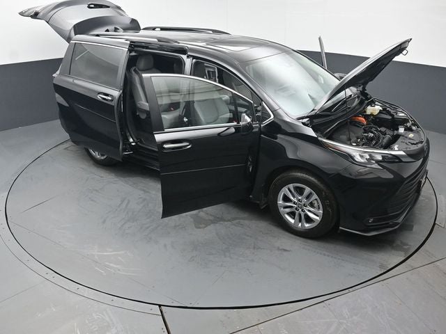 2026 Toyota Sienna XLE 7 Passenger
