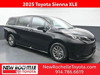 2025 Toyota Sienna XLE 7 Passenger