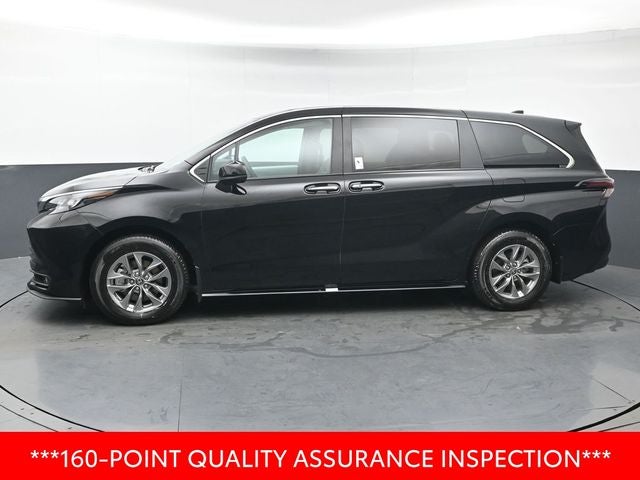 2025 Toyota Sienna XLE 7 Passenger