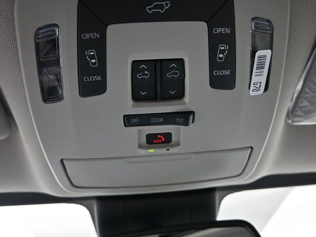 2025 Toyota Sienna XLE 7 Passenger