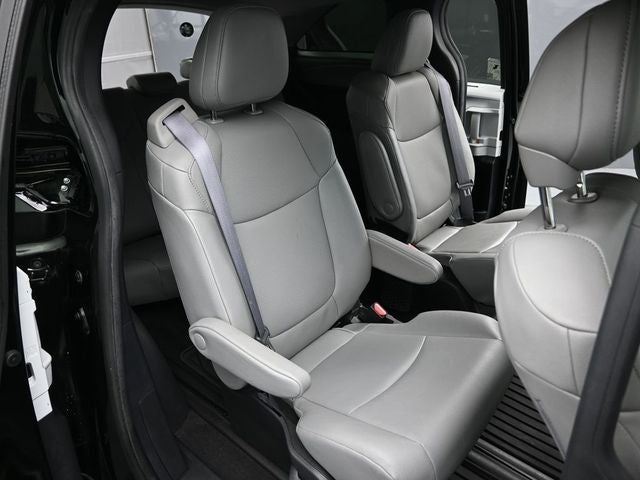 2025 Toyota Sienna XLE 7 Passenger