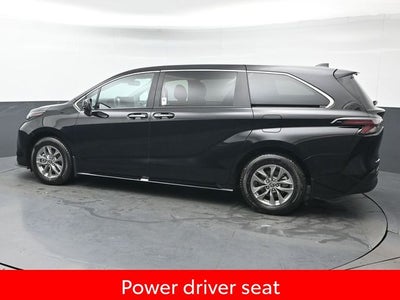 2025 Toyota Sienna XLE 7 Passenger