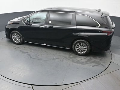 2025 Toyota Sienna XLE 7 Passenger