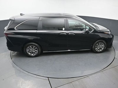 2025 Toyota Sienna XLE 7 Passenger