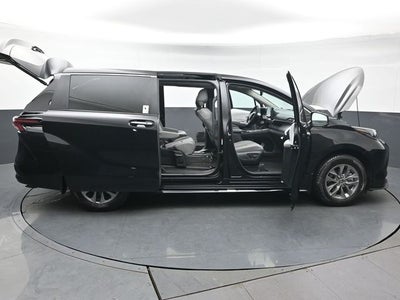 2025 Toyota Sienna XLE 7 Passenger
