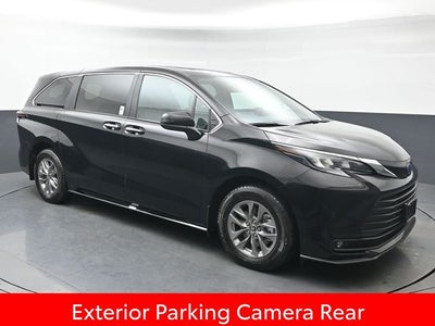 2025 Toyota Sienna XLE 7 Passenger