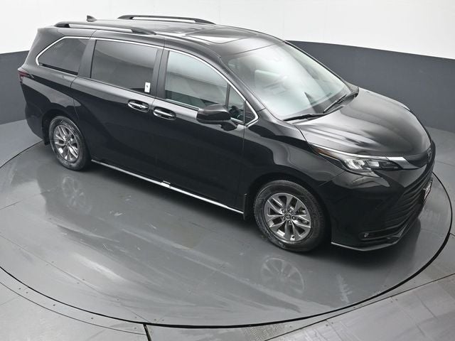 2026 Toyota Sienna XLE 7 Passenger