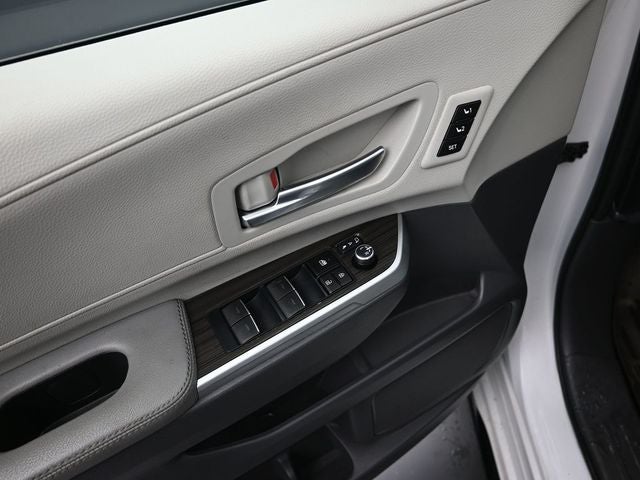 2023 Toyota Sienna Limited 7 Passenger