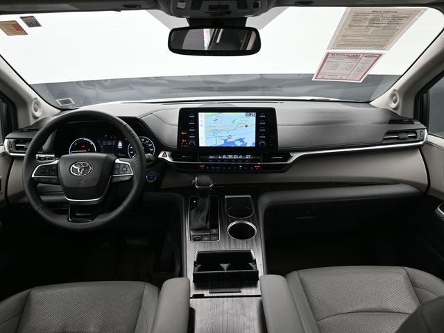 2023 Toyota Sienna Limited 7 Passenger
