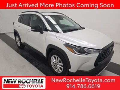 2025 Toyota Corolla Cross LE