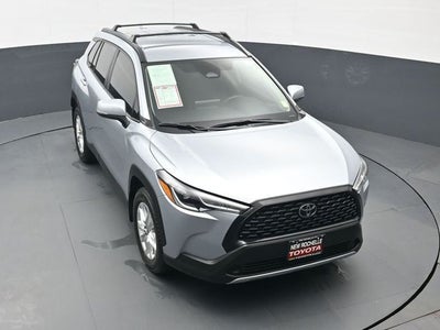 2024 Toyota Corolla Cross LE