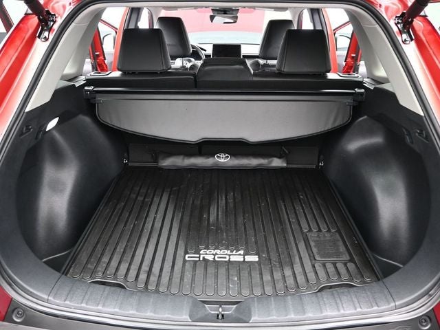 2025 Toyota Corolla Cross XLE