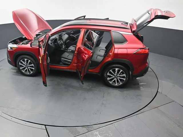 2025 Toyota Corolla Cross XLE