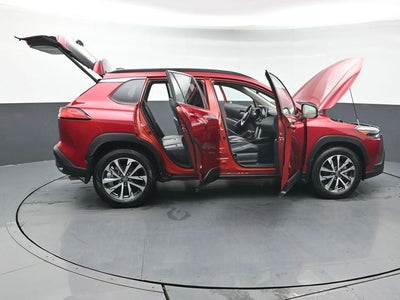 2025 Toyota Corolla Cross XLE