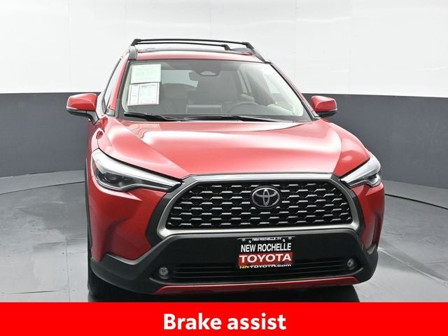 2024 Toyota Corolla Cross XLE