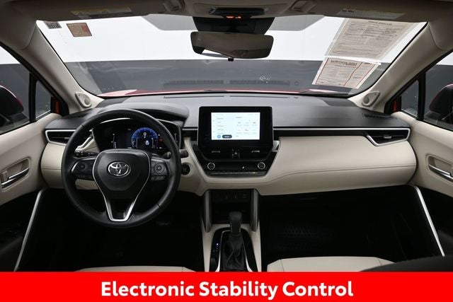 2024 Toyota Corolla Cross XLE