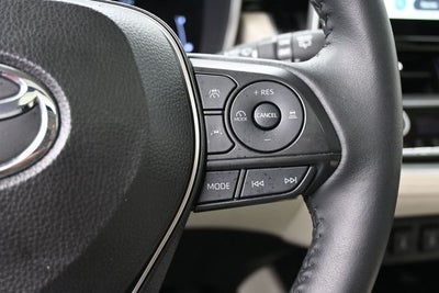 2024 Toyota Corolla Cross XLE