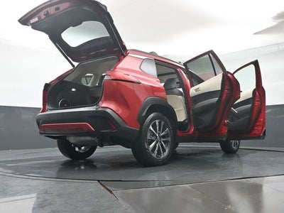 2024 Toyota Corolla Cross XLE