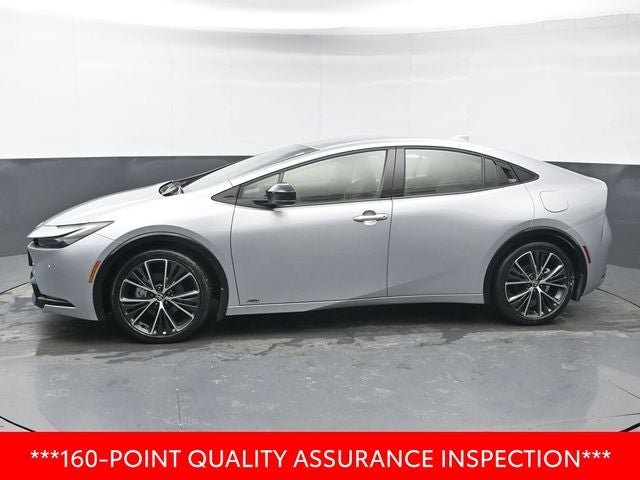 2025 Toyota Prius XLE