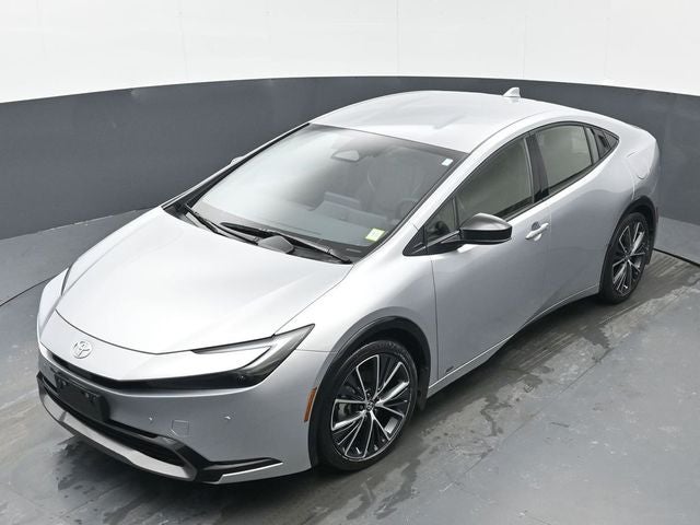 2025 Toyota Prius XLE