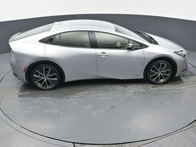 2025 Toyota Prius XLE