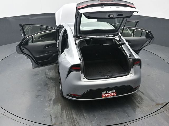 2025 Toyota Prius XLE