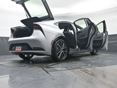 2025 Toyota Prius XLE