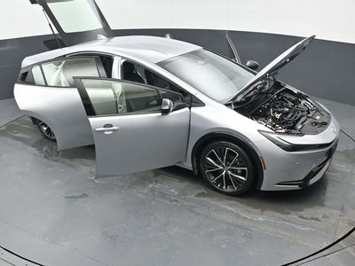 2025 Toyota Prius XLE