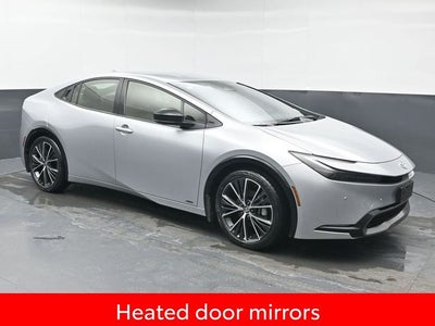 2025 Toyota Prius XLE