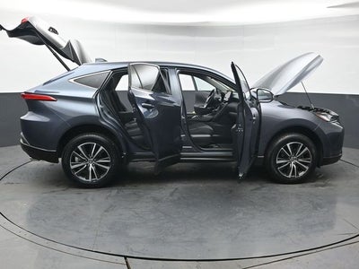 2023 Toyota Venza LE