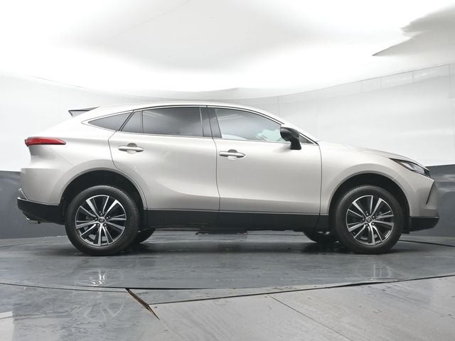 2024 Toyota Venza LE