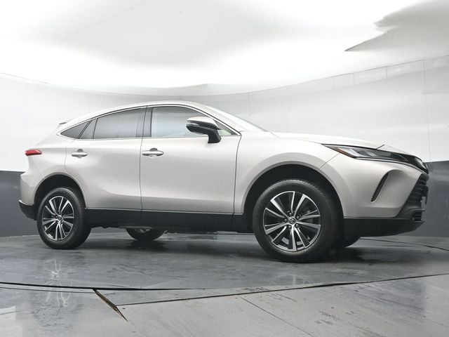 2024 Toyota Venza LE